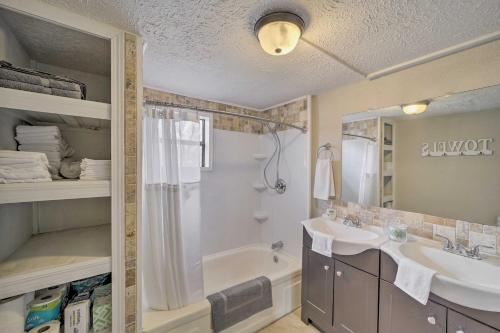 Gallery image of Pet-Friendly Disney Home - Walk to Marina! in Disney