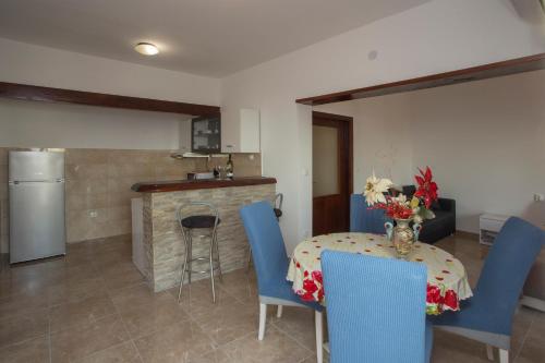 Fotografie z fotogalerie ubytování Villa Nives holiday apartment rentals v destinaci Podstrana
