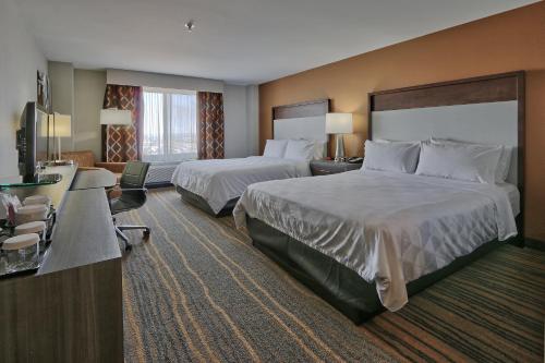 Foto da galeria de Holiday Inn & Suites Albuquerque-North I-25, an IHG Hotel em Albuquerque