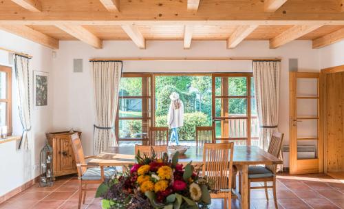 Landhaus Alte Salzstraße - Your Austrian Home