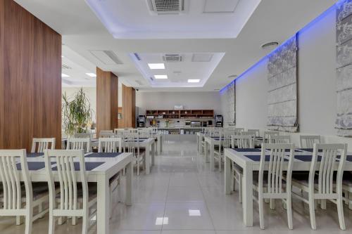 Εστιατόριο ή άλλο μέρος για φαγητό στο Hotel Marconi