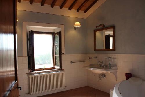 Koupelna v ubytování Cordella in Montalcino Wine Resort