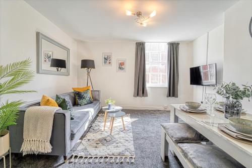 Guest Homes - New Street Residence