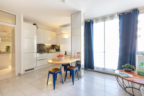 45 Croisette Apartment - Prime Location - Beach & Palais by Foot - AC photo 8