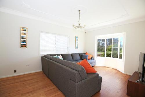A seating area at The Crescent - Pet Friendly - 1 Min to Beach