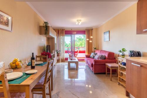 Apartamento con parking Puerto Nuevo 8