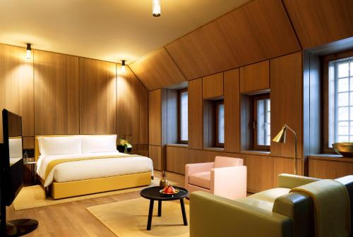 Hotel Cafe Royal Image