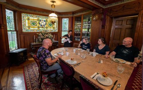 A restaurant or other place to eat at The Emig Mansion