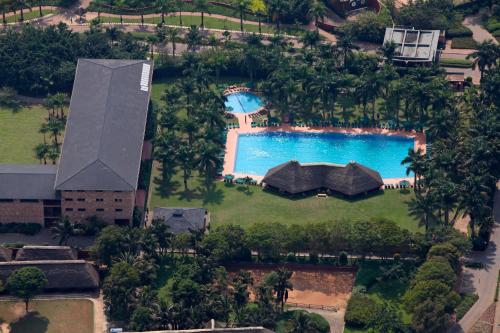 A piscina em ou perto de Speke Resort and Conference Center