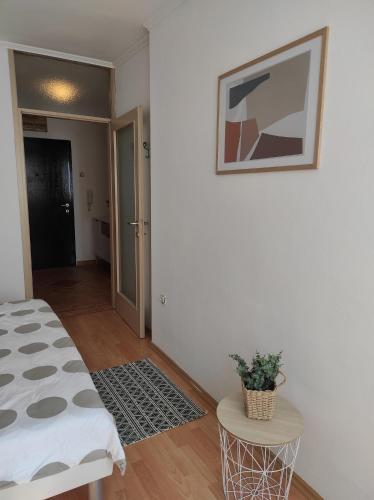 Lova arba lovos apgyvendinimo įstaigoje Sunny apartment in Rijeka