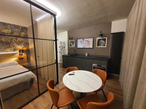Gallery image of Porta Romana Gold Suite in Milan
