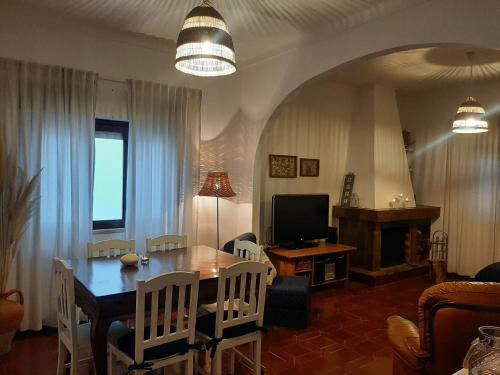 Gallery image of Casa da Amoreira - Barragem de Montargil in Montargil