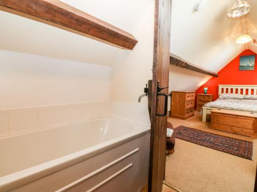 Fotografie z fotogalerie ubytování Bwthyn Celyn Holly Cottage v destinaci Llannor