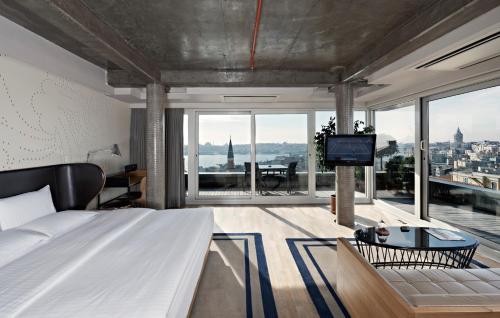 Penthouse Apartment