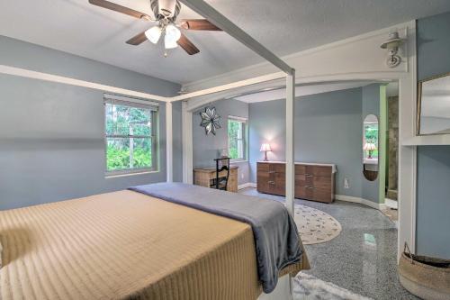 a bedroom with a bed and a ceiling fan at Vero Beach Oasis Less Than 7 Mi to South Beach Park! in Vero Beach