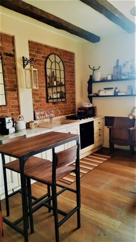 Una cocina o zona de cocina en B&B Relais Cascina al Campaccio