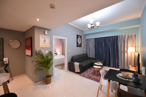 Trinity Holiday Homes – Discover the true definition of luxury at 2BR in Dubai Marina