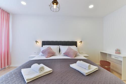 Zara Lumina Apartment