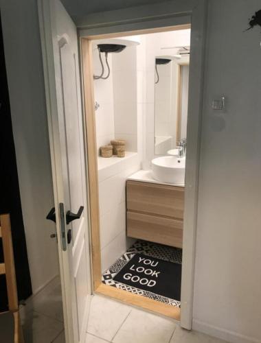 Ένα μπάνιο στο Apartman Dux