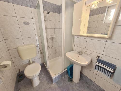Apartment Julija – Photos 5