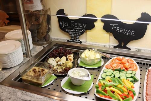 Jídlo v hotelu nebo okolí