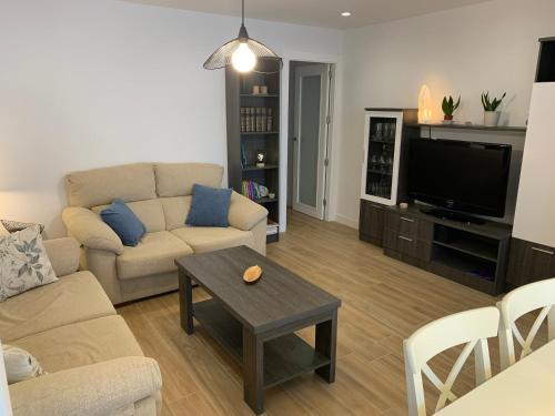 Posezení v ubytování Acogedora Casa con Patio en El Tiemblo (Ávila)
