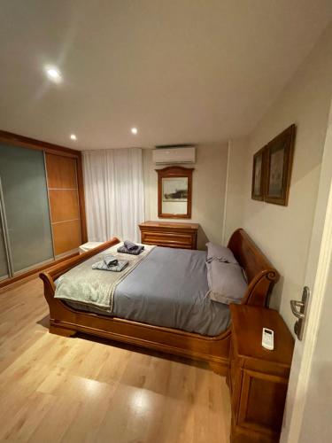 Cama o camas de una habitación en Bernabé Soriano 2