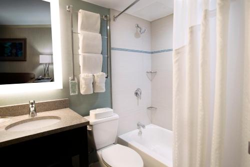 Bagno di Holiday Inn Columbus Dwtn-Capitol Square by IHG