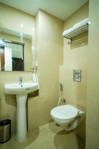 Un baño de Welkin Hotel
