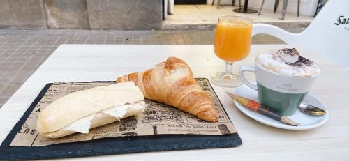Hostal Live Natura Barcelona