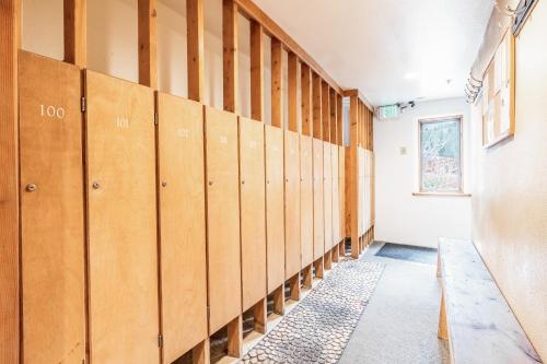 Powderhorn Unit 204 – Photos 2