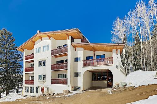 Powderhorn Unit 204 – Photos 3