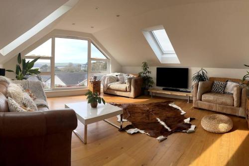 Gallery image of Stunning 4 Bedroom Home with Wild Spa, Gym & Hot Tub in Newquay