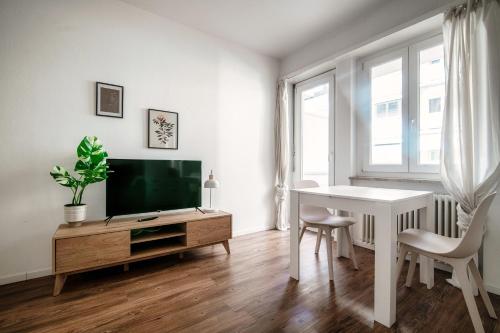 Et tv og/eller underholdning på Locarno City Apartments by Quokka 360 - flats on Piazza Grande
