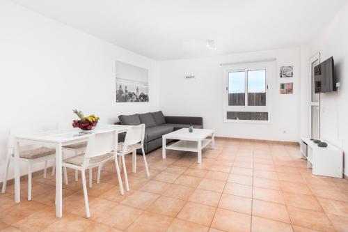 Home2Book Las Vistas Corralejo, Amazing Terrace