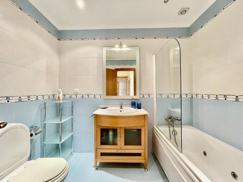 Apt PL - 300 meters from beach