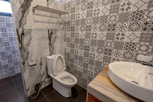 Ein Badezimmer in der Unterkunft บ้านสุขซอย5