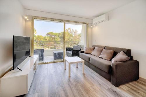 IMMOGROOM - Pool - Terrace - Parking - Air conditioning - NO WIFI