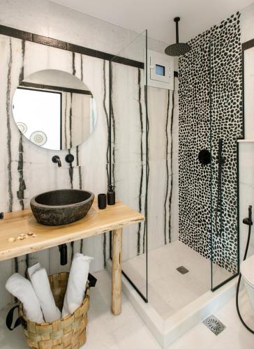 Bagno di Naxos Earth Suites
