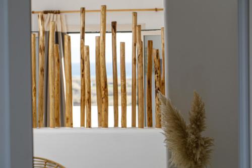 Letto o letti in una camera di Naxos Earth Suites