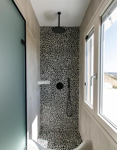 Bagno di Naxos Earth Suites