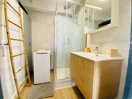 Bilik mandi di Appartement T2 4 Pers - Bord de Mer