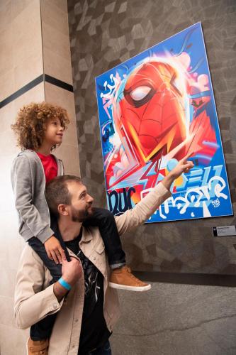 Gæster der bor på Disney Hotel New York - The Art of Marvel