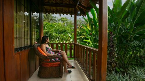 Taman di luar Hotel Rancho Cerro Azul