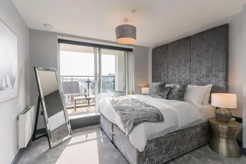 Luxe Apartments, The Moorwell, Secure Parking, - 10mins Cardiff City Ctr photo 12