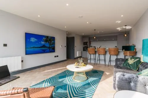 Luxe Apartments, The Moorwell, Secure Parking, - 10mins Cardiff City Ctr photo 3