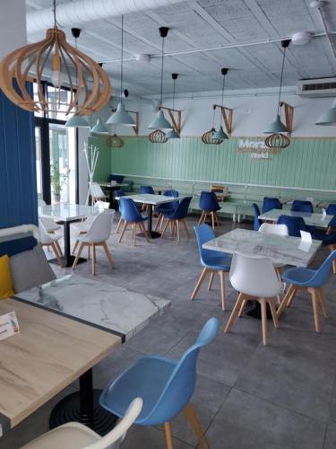 Ristorante o altro punto ristoro di APARTAMENT BLUE II Sarbinowo Parking Basen Sauna