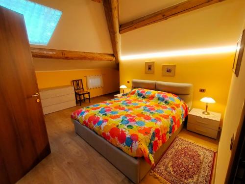 Giường trong phòng chung tại Verona City Arsenale Apartment