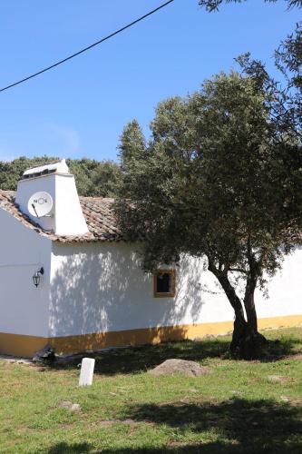 Monte das Cobras - Country House