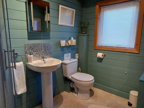 Ένα μπάνιο στο Pennylands Hill View Lodge